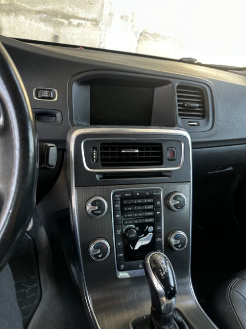Volvo S60 2015 год Кишинёв Кишинёв - изображение 7
