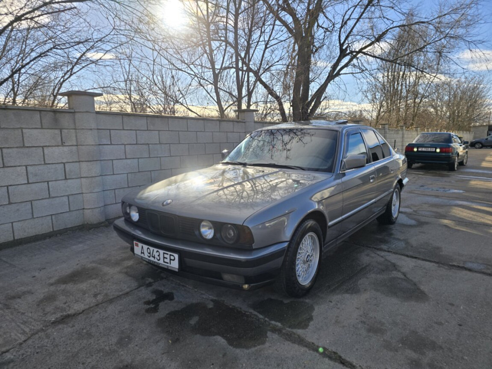 BMW 5 Series 1992 год Бендеры Бендеры - изображение 1