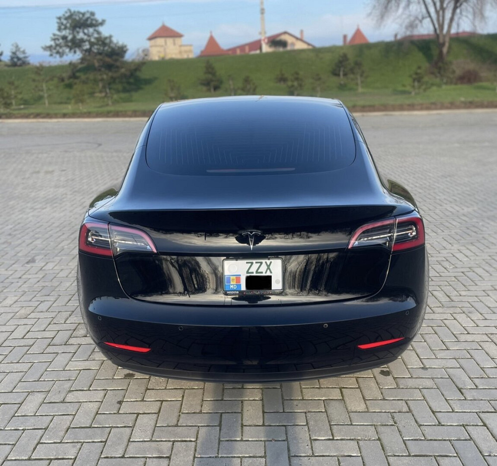 Tesla Model 3 2018 год Бендеры Бендеры - изображение 5