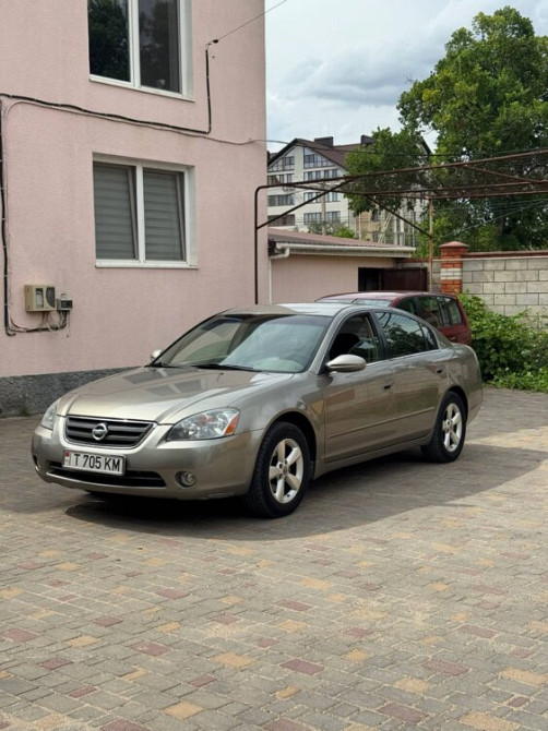 Nissan Almera 2003 an Tiraspol Tiraspol - fotografie 1
