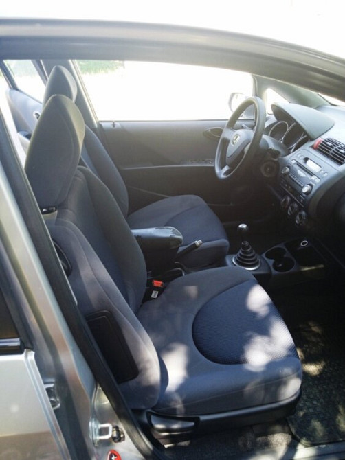Honda Jazz 2003 год Бендеры Бендеры - изображение 10