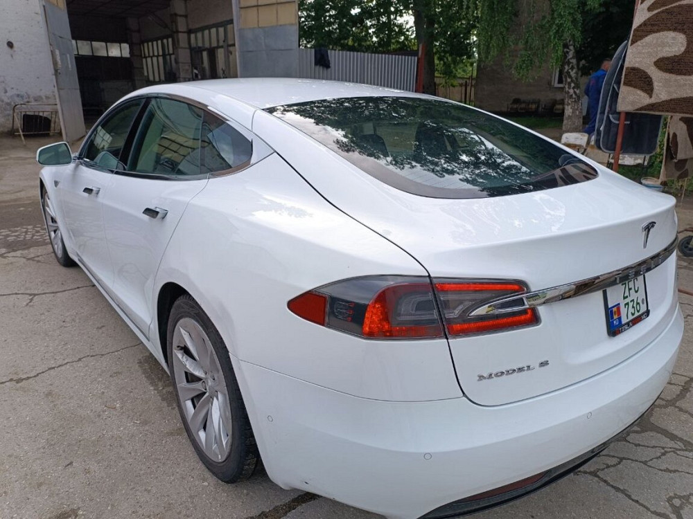 Tesla Model S 2016 год Бендеры Бендеры - изображение 6