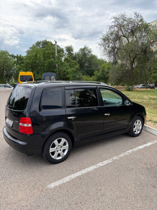 Volkswagen Touran 2006 год Тирасполь Тирасполь - изображение 3