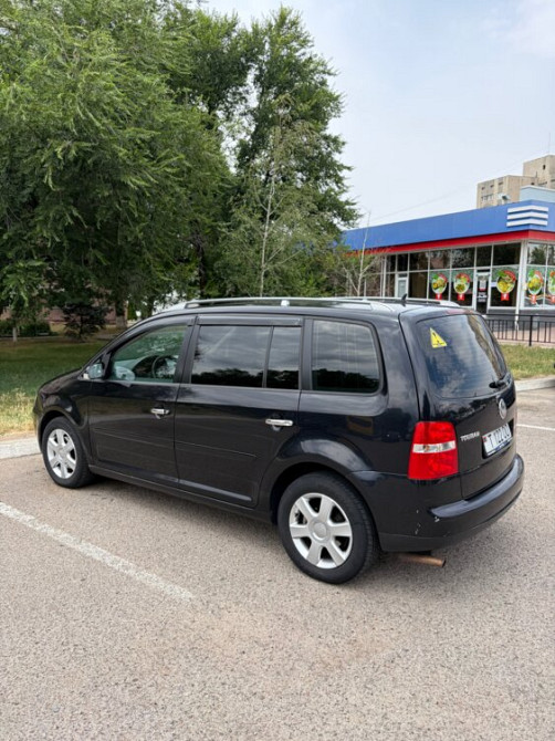 Volkswagen Touran 2006 год Тирасполь Тирасполь - изображение 1