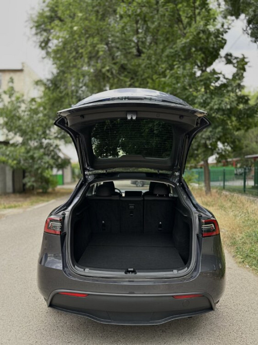 Tesla Model Y 2023 год Тирасполь Тирасполь - изображение 5
