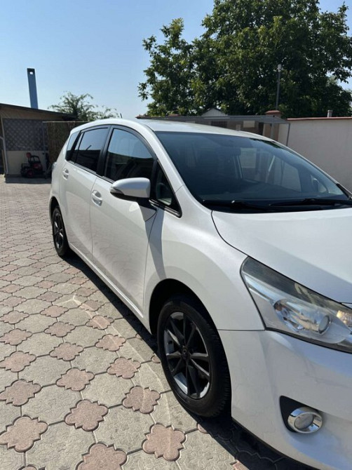 Toyota Verso 2013 год Тирасполь Тирасполь - изображение 3