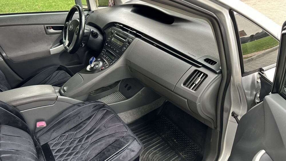 Toyota Prius 2010 год Тирасполь Тирасполь - изображение 4