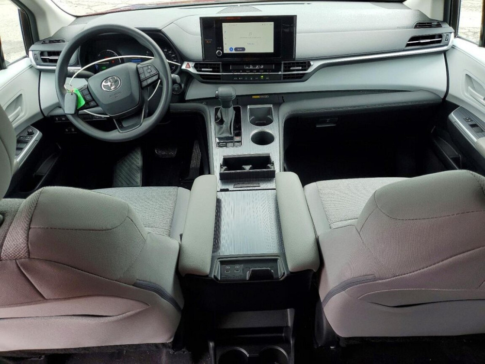 Toyota Sienna 2025 год Тирасполь Тирасполь - изображение 6