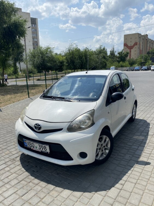 Toyota Aygo 2013 год Тирасполь Тирасполь - изображение 2