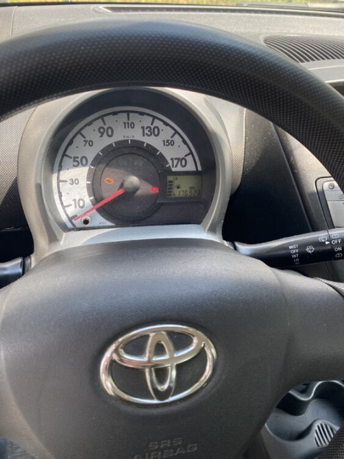 Toyota Aygo 2013 год Тирасполь Тирасполь - изображение 7