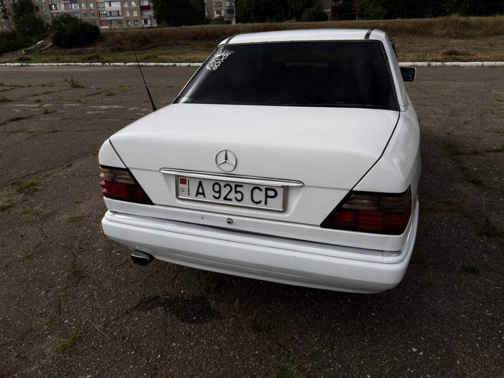 Mercedes W124 1995 год Днестровск Днестровск - изображение 4