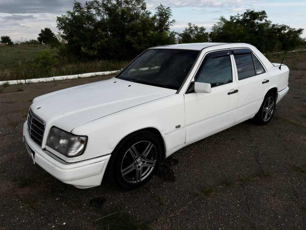 Mercedes W124 1995 год Днестровск Днестровск - изображение 2