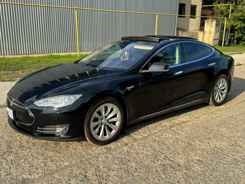 Tesla Model S 2015 год Тирасполь Тирасполь - изображение 1
