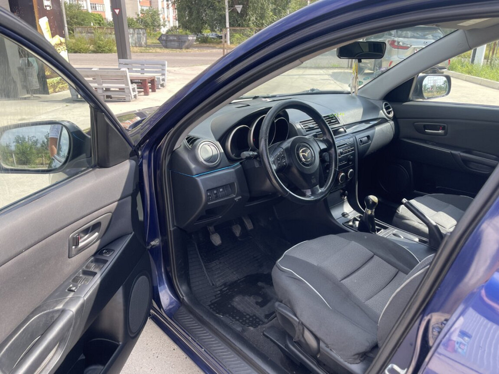 Mazda 323 2004 год Тирасполь Тирасполь - изображение 6