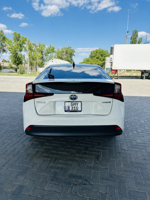 Toyota Prius 2022 год Тирасполь Тирасполь - изображение 6