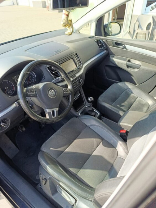 Volkswagen Sharan 2011 год Бендеры Бендеры - изображение 3