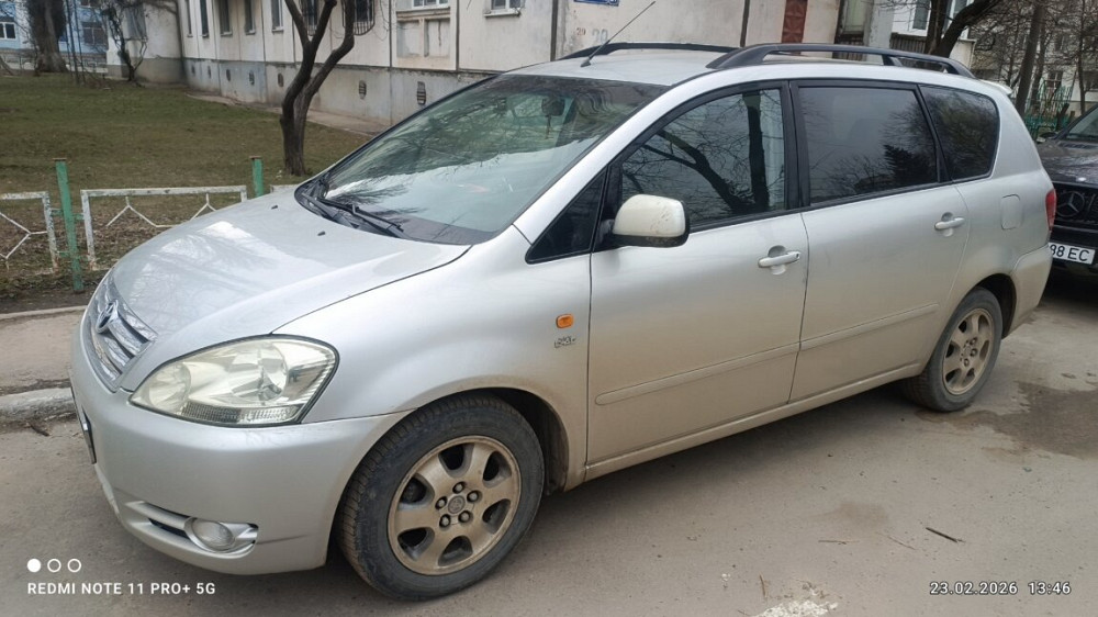 Toyota Avensis Verso 2003 год Рыбница Рыбница - изображение 1