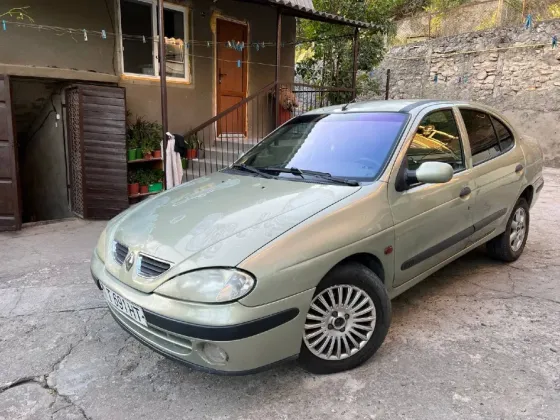Renault 3 2001 год Рыбница Рыбница