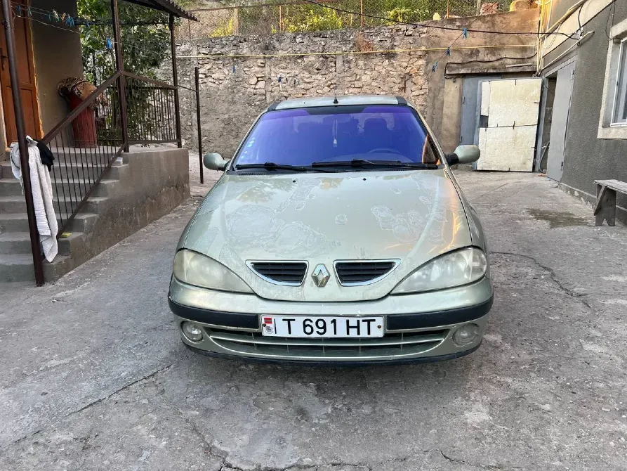 Renault 3 2001 год Рыбница Рыбница - изображение 1