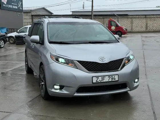 Toyota Sienna 2015 год Тирасполь Тирасполь