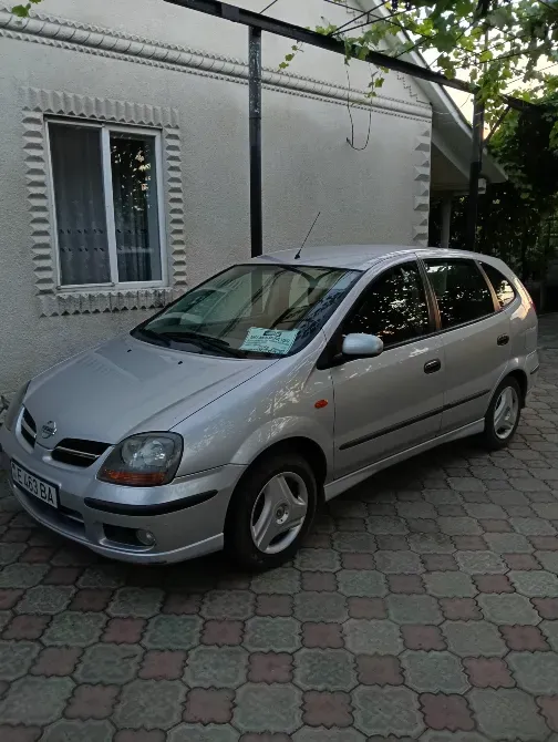 Nissan Almera Tino 2003 год Дубоссары Дубоссары - изображение 3