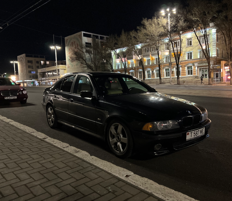 BMW 5 Series 2001 год Тирасполь Тирасполь - изображение 1