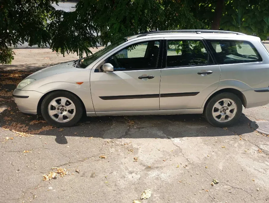 Ford Focus 2004 год Парканы Парканы - изображение 1