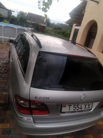 Mercedes E-Class 2004 год Суклея Суклея