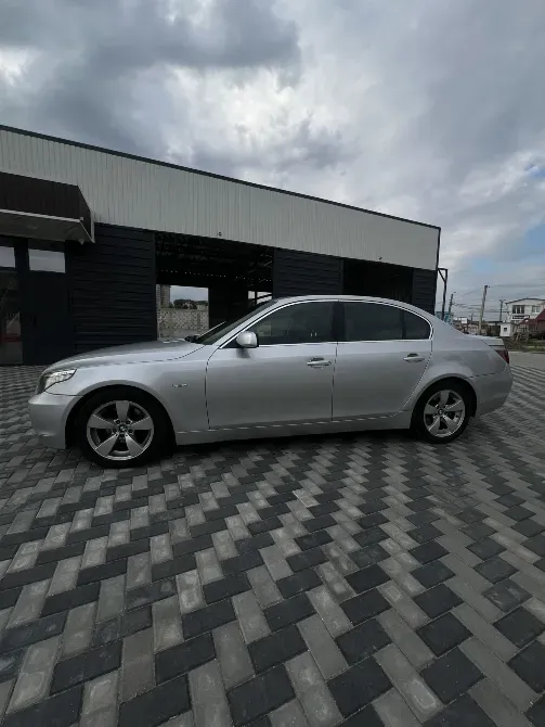 BMW 5 Series 2004 год Бендеры Бендеры - изображение 3