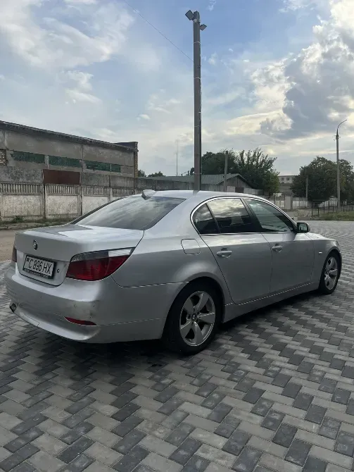 BMW 5 Series 2004 год Бендеры Бендеры - изображение 4