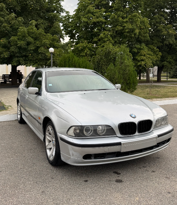 BMW 5 Series 2001 год Тирасполь Тирасполь - изображение 1