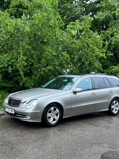 Mercedes E-Class 2004 год Суклея Суклея - изображение 2