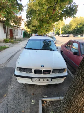 BMW 5 Series 1993 год Тирасполь Тирасполь