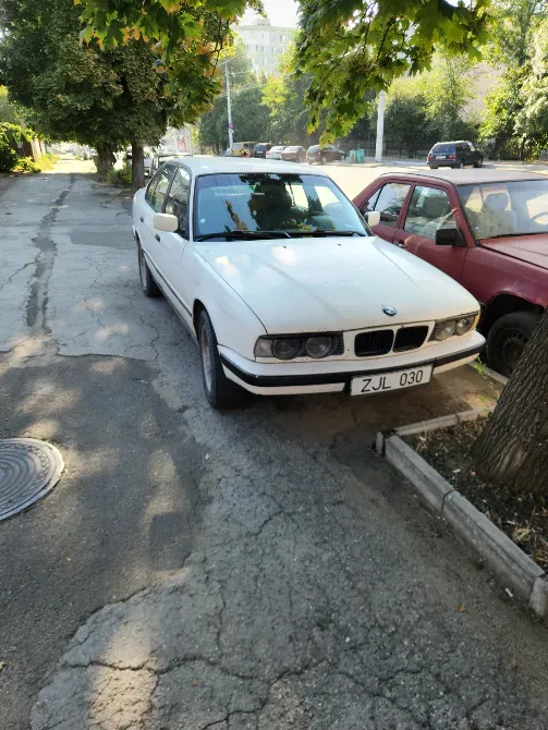 BMW 5 Series 1993 год Тирасполь Тирасполь - изображение 2