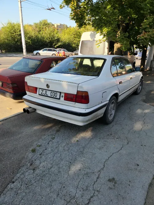 BMW 5 Series 1993 год Тирасполь Тирасполь - изображение 3