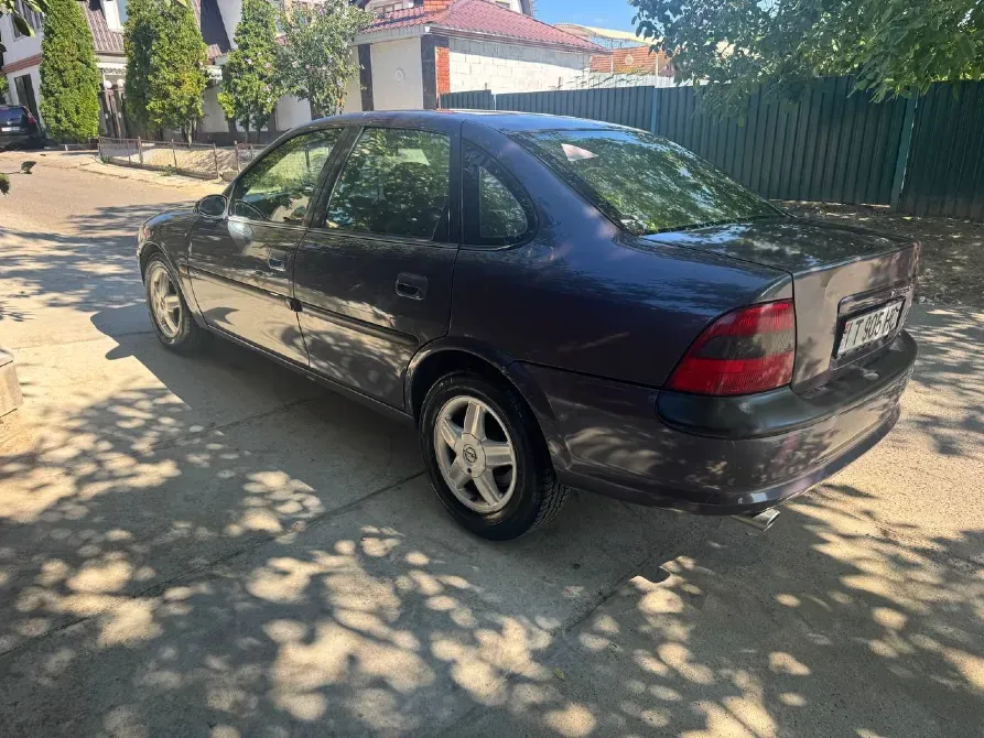 Opel Vectra 1998 год Тирасполь Тирасполь - изображение 4