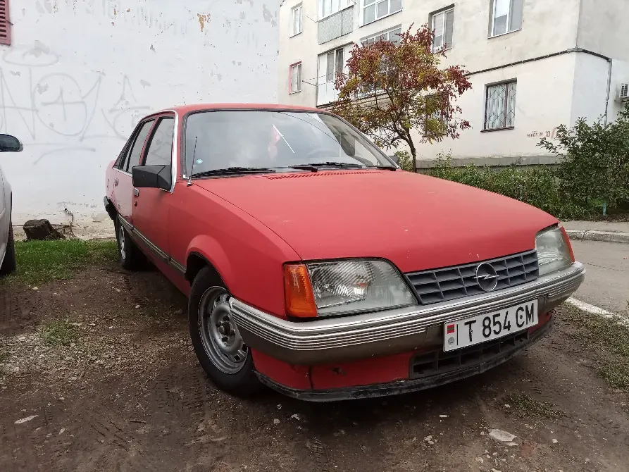 Opel Rekord 1983 год Тирасполь Тирасполь - изображение 4