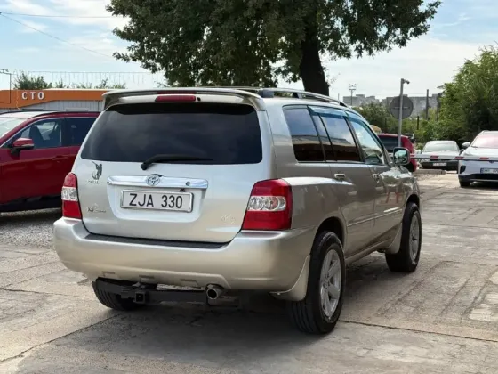 Toyota Highlander 2005 год Бендеры Бендеры