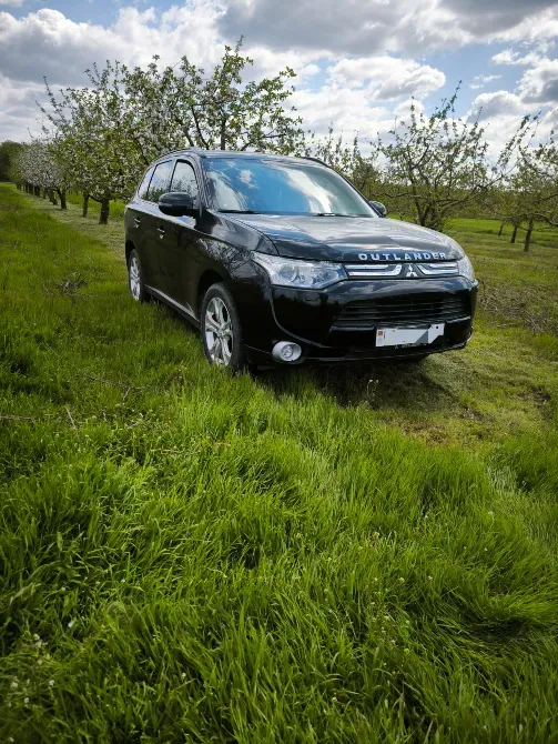 Mitsubishi Outlander 2012 год Бендеры Бендеры - изображение 1