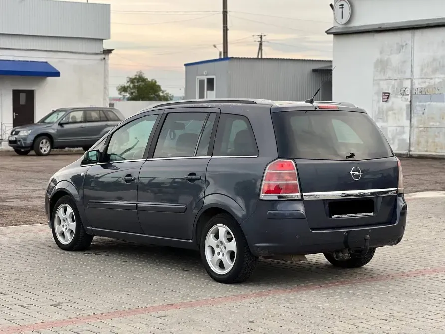 Opel Zafira 2006 год Тирасполь Тирасполь - изображение 6