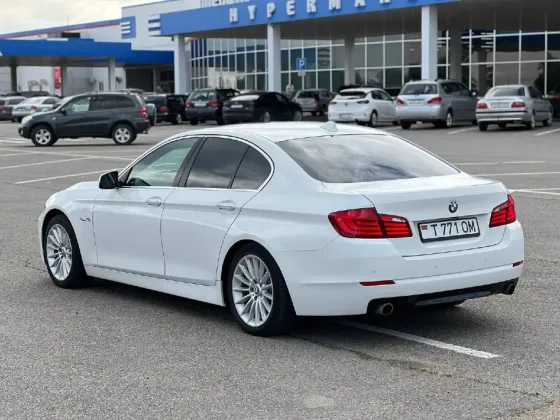 BMW 5 Series 2012 год Тирасполь Tiraspol
