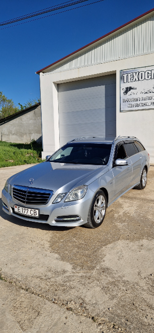 Mercedes E-Class 2010 год Дубоссары Дубоссары - изображение 2