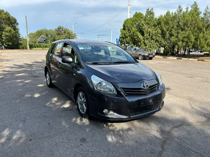 Toyota Corolla Verso 2010 год Тирасполь Тирасполь - изображение 2