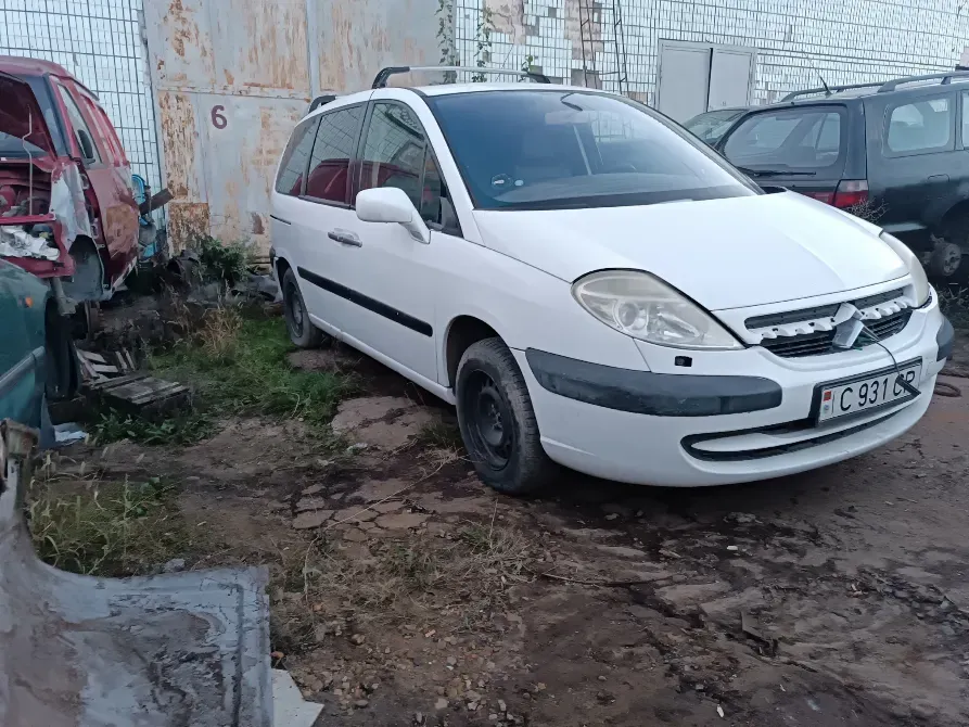 Citroen C8, Peugeot 807, Fiat Ulysse 2002 г 2,0 бензин механика Тирасполь - изображение 1