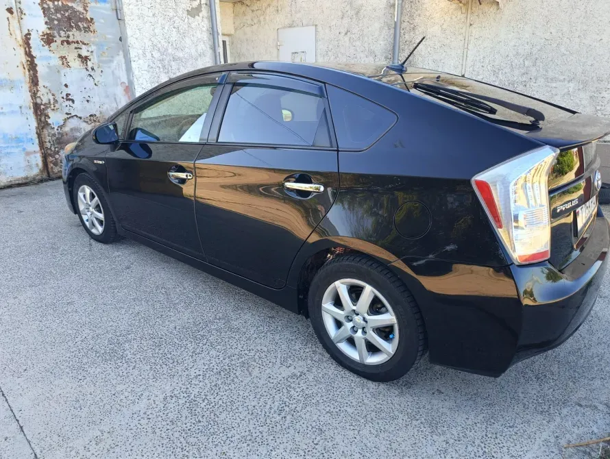 Toyota Prius 2011 год Днестровск Днестровск - изображение 2