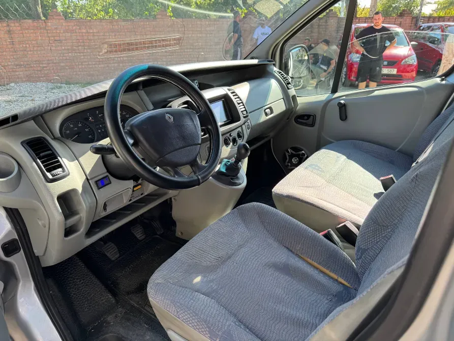 Renault Trafic 2004 год Тирасполь Тирасполь - изображение 8