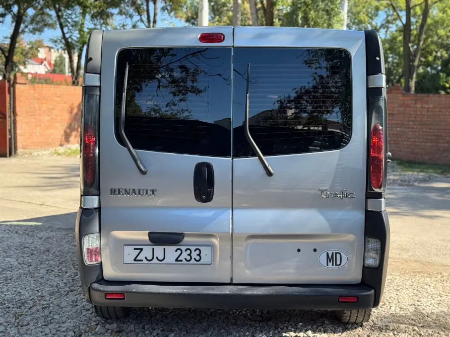 Renault Trafic 2004 год Тирасполь Тирасполь - изображение 7