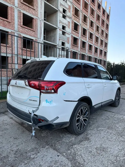 Mitsubishi Outlander 2017 год Тирасполь Тирасполь - изображение 5