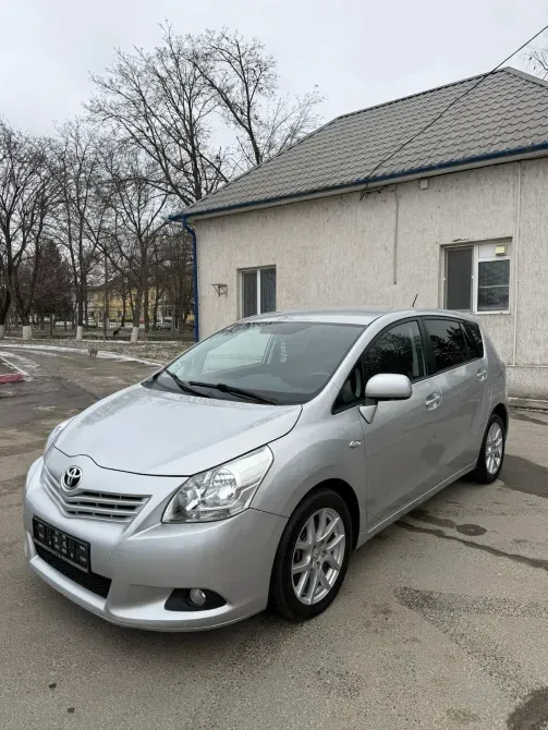 Toyota Verso 2009 год Рыбница Рыбница - изображение 2