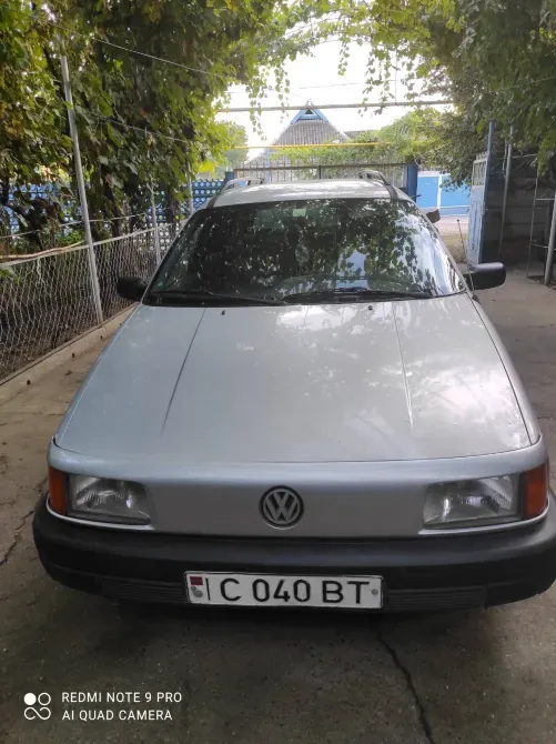 Volkswagen Passat 1993 год Слободзея Слободзея - изображение 2